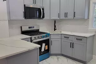 123-51 146th St, Baisley Park, NY 11436 - Photo 4