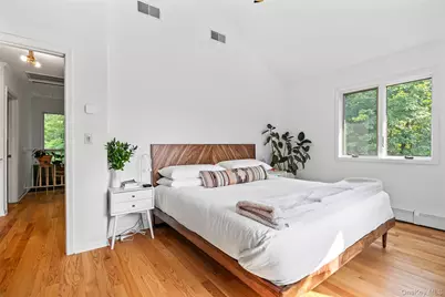 10 Holiday Lane, Greenwood Lake, NY 10925 - Photo 18