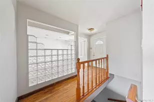 2986 Valley Rd, Wantagh, NY 11793 - Photo 6