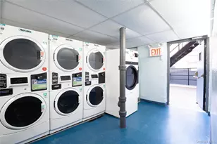 66-15 Wetherole St, Rego Park, NY 11374 - Photo 18