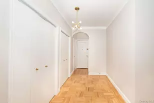 41-07 42nd St, Sunnyside, NY 11104 - Photo 8