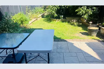 64-09 Woodside Avenue #2 Family Frame, Woodside, NY 11377 - Photo 16