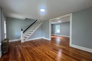 147 S Plank Rd, Newburgh, NY 12550 - Photo 4