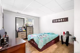 195 Lake Pointe Cir, Middle Island, NY 11953 - Photo 14