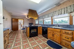 1298 Beech St, Atlantic Beach, NY 11509 - Photo 18