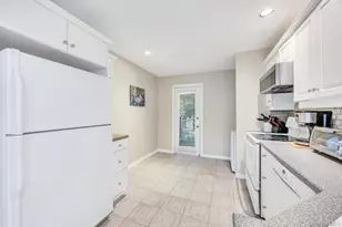 47 Jeremy Cir, Nesconset, NY 11767 - Photo 10