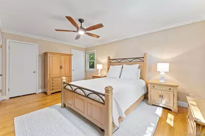 114 Oxford Road, New Rochelle, NY 10804 - Photo 14