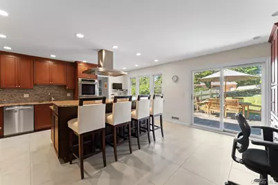 114 Oxford Road, New Rochelle, NY 10804 - Photo 12