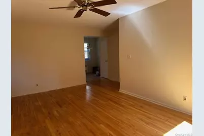 5 Lawrence Drive #A, White Plains, NY 10603 - Photo 4