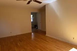 5 Lawrence Dr, White Plains, NY 10603 - Photo 4