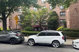 83-25 98th St, Woodhaven, NY 11421 - Photo 2