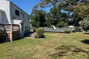 10 13th Ave, West Babylon, NY 11704 - Photo 24
