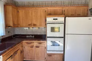 10 13th Ave, West Babylon, NY 11704 - Photo 10