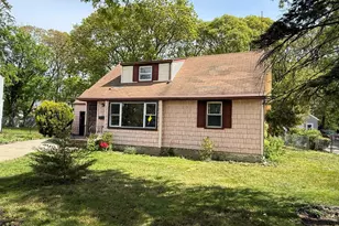 539 Mitchell St, Uniondale, NY 11553 - Photo 2