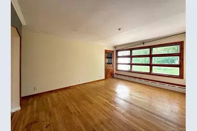 539 Mitchell Street, Uniondale, NY 11553 - Photo 4