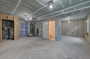 27 Ellish Pkwy, Spring Valley, NY 10977 - Photo 26