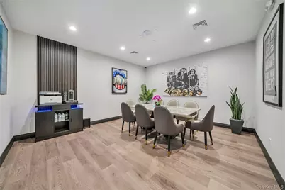 101 Searing Avenue #310, Mineola, NY 11501 - Photo 6