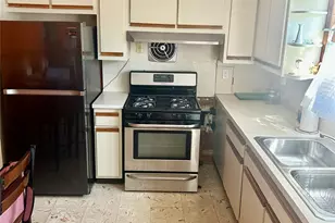 107-47 132nd St, Richmond Hill, NY 11419 - Photo 6