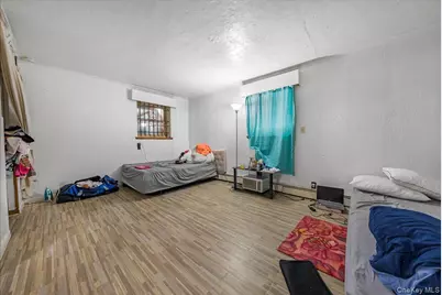 4634 Carpenter Avenue, Bronx, NY 10470 - Photo 28