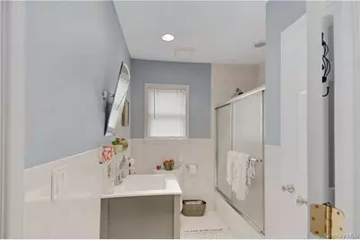 320 N Terrace Avenue, Mount Vernon, NY 10550 - Photo 16