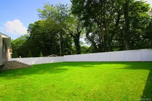 16 Eleanor Rd, Plainview, NY 11803 - Photo 26