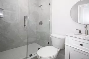 16 Eleanor Rd, Plainview, NY 11803 - Photo 14