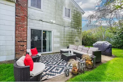 77 Tioga Avenue, Atlantic Beach, NY 11509 - Photo 22