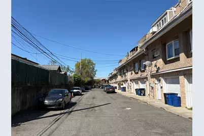 17333 Vaswani Avenue, Jamaica, NY 11434 - Photo 10