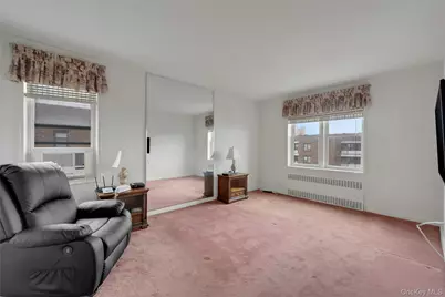 315 King #6A, Port Chester, NY 10573 - Photo 12