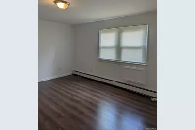 9C Hemlock Drive #47, Bay Shore, NY 11706 - Photo 6