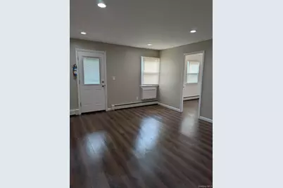 9C Hemlock Drive #47, Bay Shore, NY 11706 - Photo 2