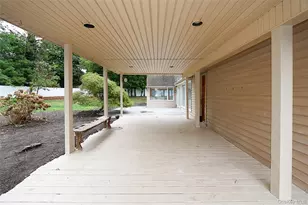 81 Carriage Ln, Roslyn Heights, NY 11577 - Photo 38