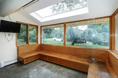 81 Carriage Lane, Roslyn Heights, NY 11577 - Photo 14