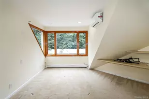 81 Carriage Ln, Roslyn Heights, NY 11577 - Photo 36