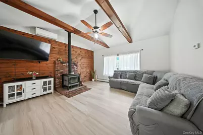 42 Hickory Drive, Campbell Hall, NY 10916 - Photo 6