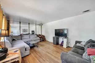 9 Melville Rd N, Huntington Station, NY 11746 - Photo 6