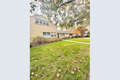573 Fairway Drive, Woodmere, NY 11598 - Photo 2