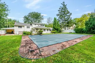 79 E Deer Park Rd, Dix Hills, NY 11746 - Photo 26