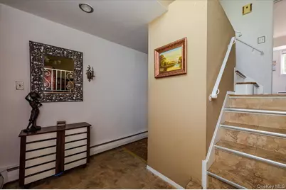 79 E Deer Park Road, Dix Hills, NY 11746 - Photo 2