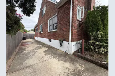 17 Somerset Avenue, East Islip, NY 11730 - Photo 4