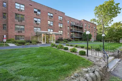 5 Oakdale Manor #L17, Suffern, NY 10901 - Photo 6