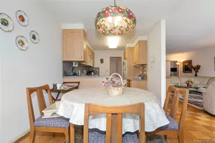 10 Ipswich Ave, Great Neck, NY 11021 - Photo 18