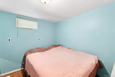 1600 Fire Avenue, Medford, NY 11763 - Photo 12