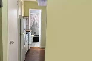 84-01 Main St, Briarwood, NY 11435 - Photo 4