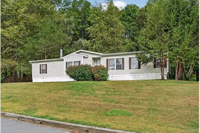 74 Pine Drive, Bloomingburg, NY 12721 - Photo 4