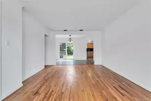 344 N Hickory St, Massapequa, NY 11758 - Photo 20