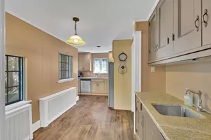 11 Seaman Rd, Poughkeepsie, NY 12601 - Photo 10