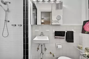 601 Pelham Pkwy N, Bronx, NY 10467 - Photo 22