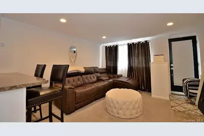 70 Westgate Road, Massapequa Park, NY 11762 - Photo 18
