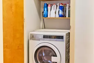 411 E 53rd St, New York, NY 10022 - Photo 14